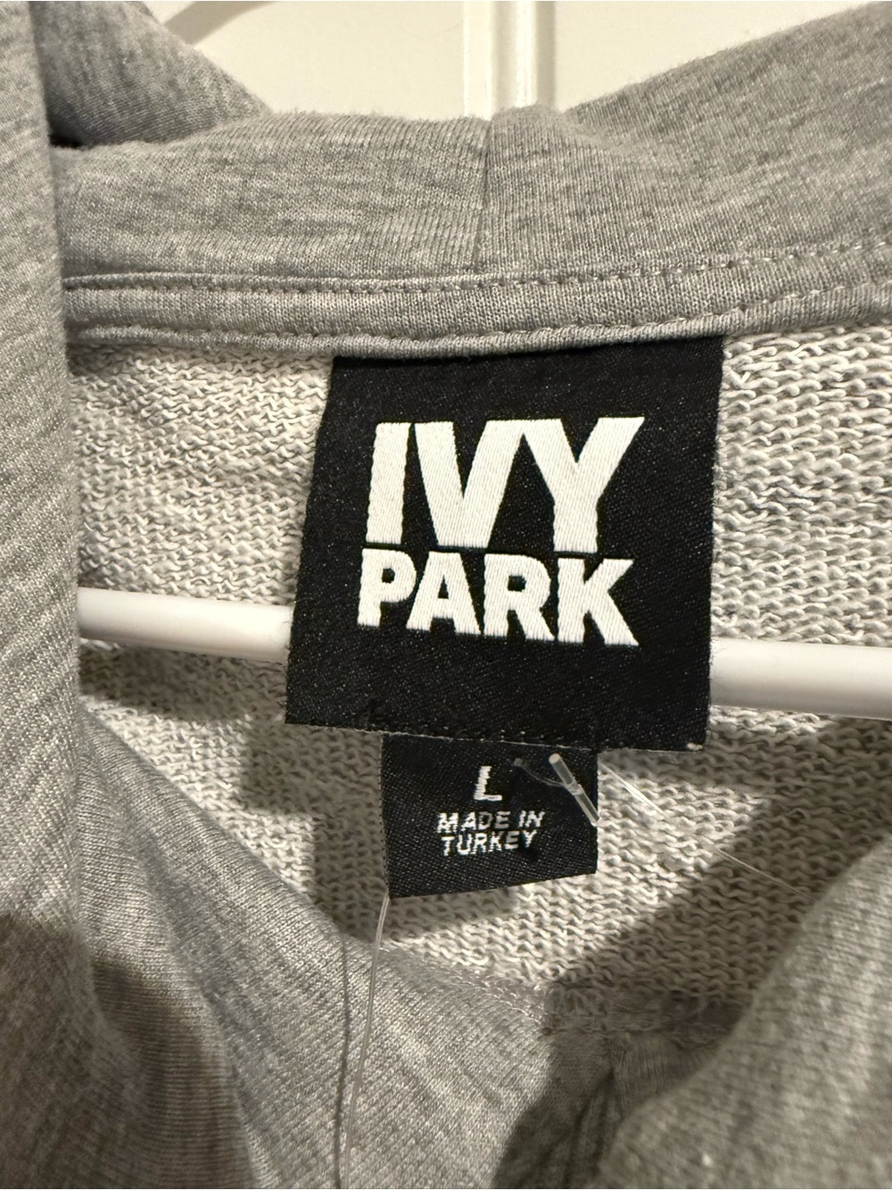 IVY PARK Heather Gray Sleeveless Cropped Hoodie - Picture 4 of 5